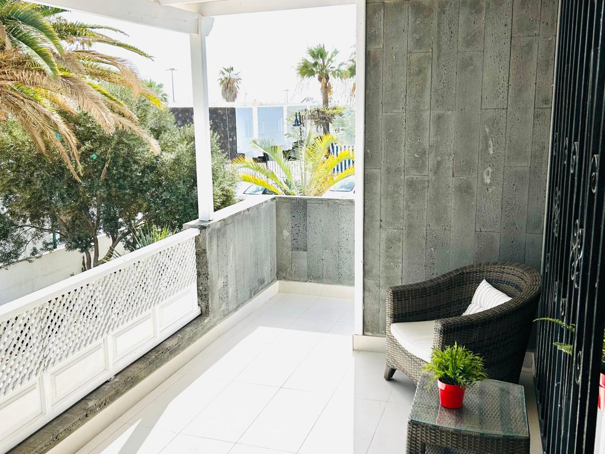 Long Beach Apartment Puerto Del Carmen Пуерто дел Кармен Екстериор снимка