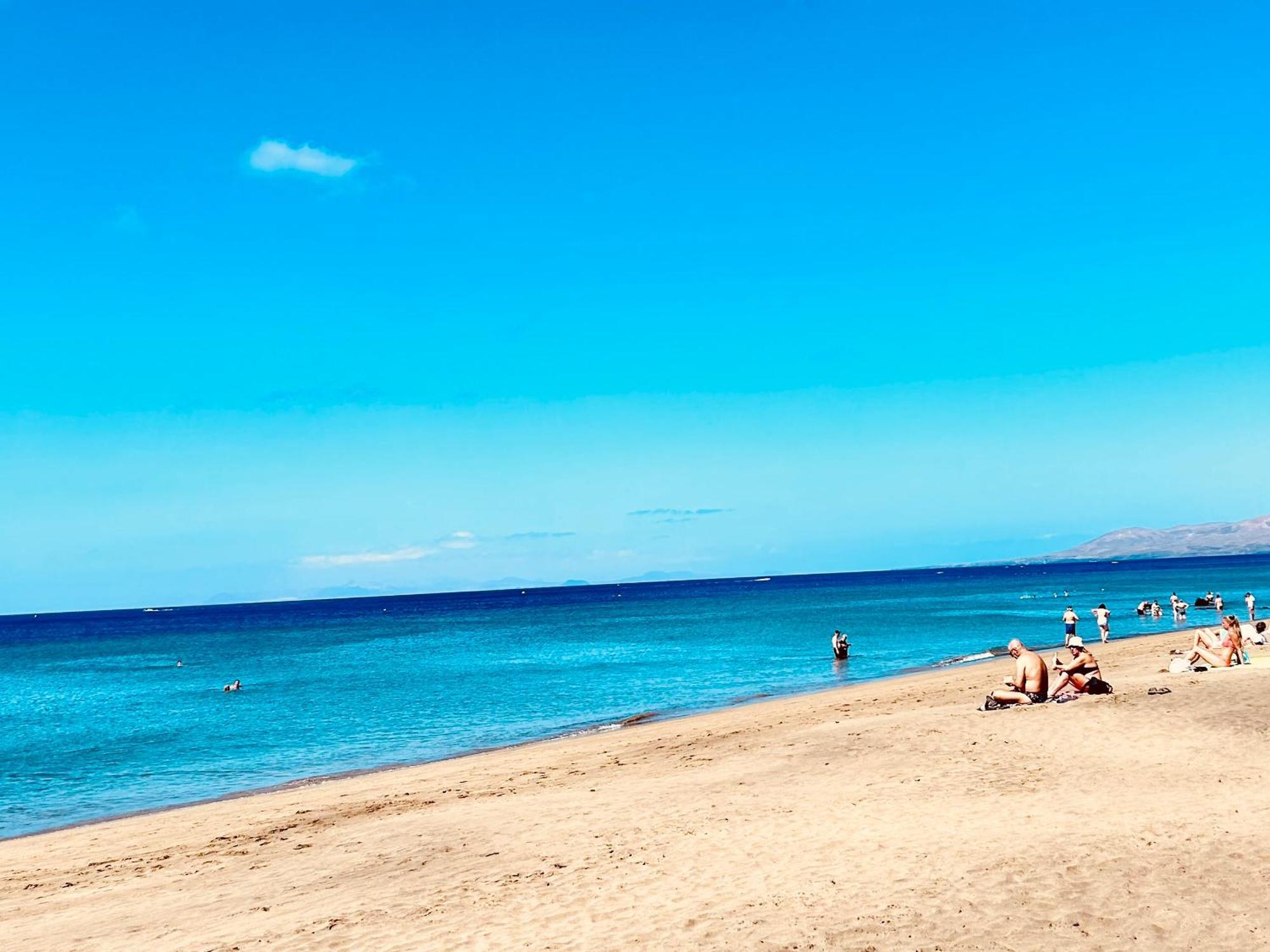 Long Beach Apartment Puerto Del Carmen Пуерто дел Кармен Екстериор снимка